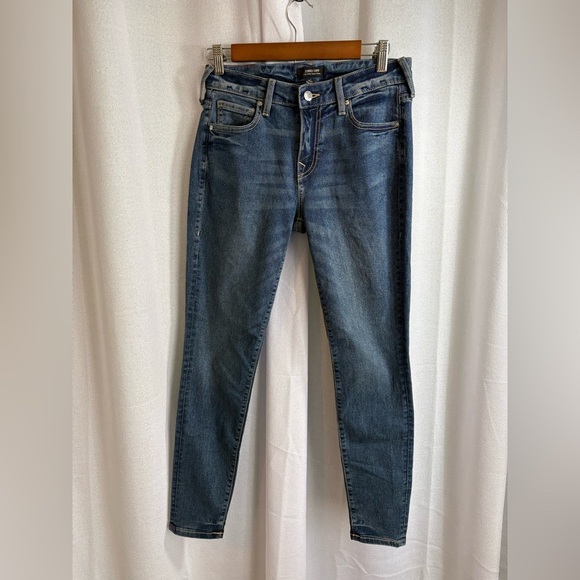 True Religion Jennie Curvy Skinny Jeans size: 27 EUC‎ 0401 - Picture 1 of 8